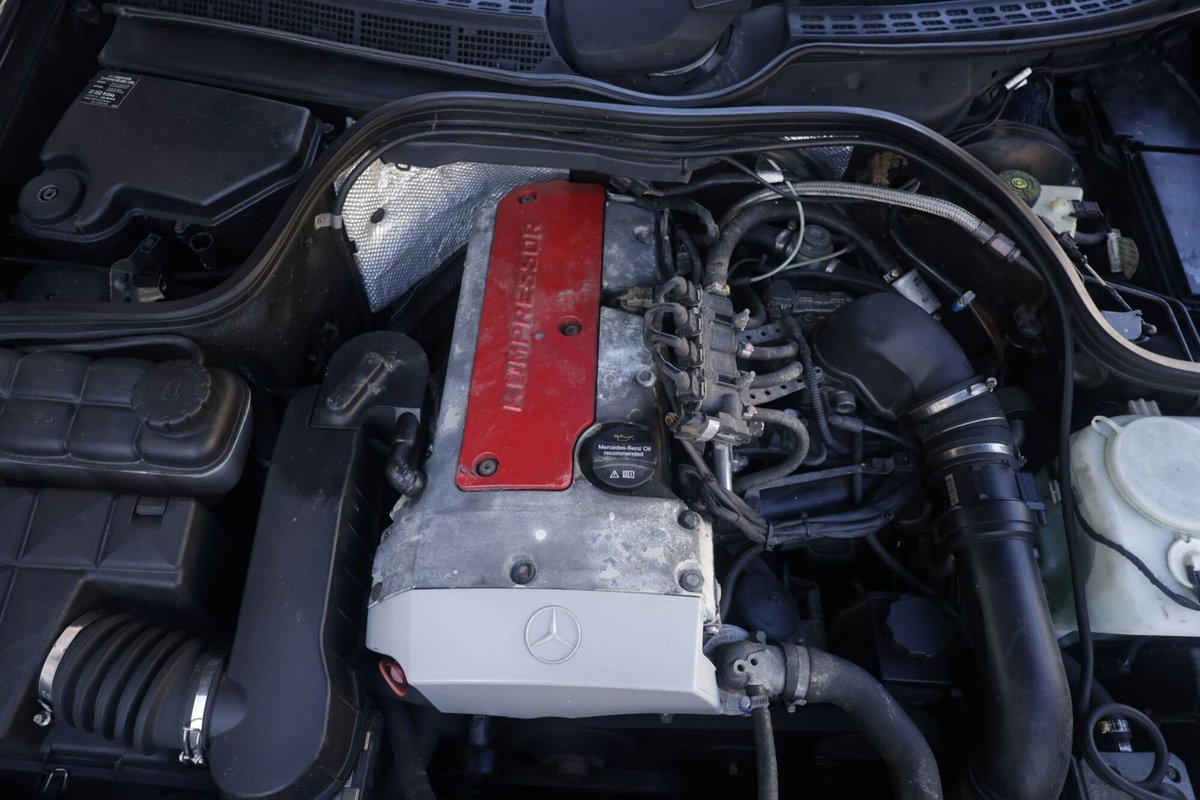 Mercedes-Benz CLK 200 Kompressor cat Cabrio Elegance Evo (18)