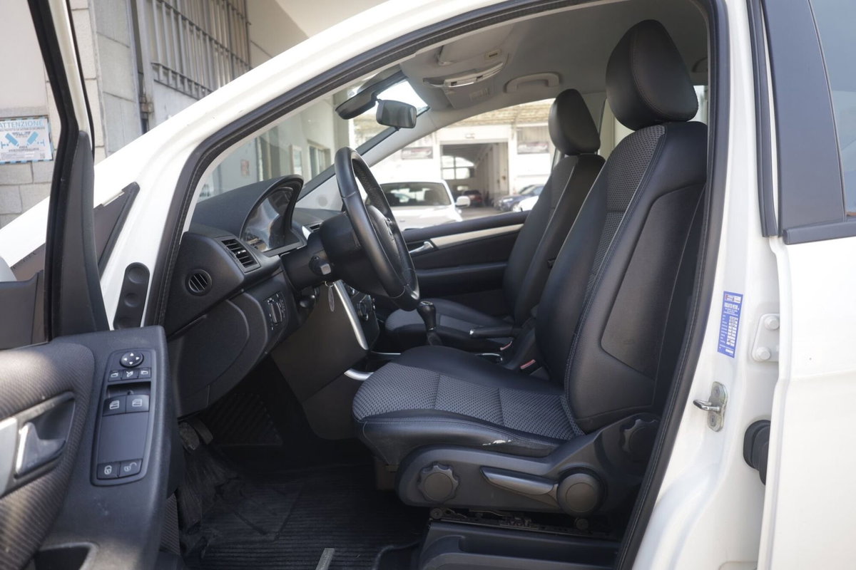 Mercedes-Benz Classe A 180 CDI Avantgarde (17)