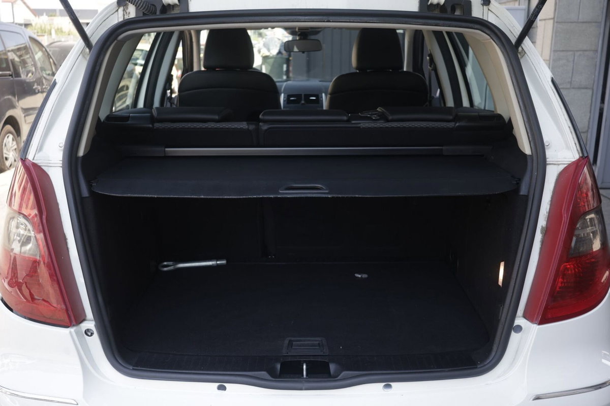 Mercedes-Benz Classe A 180 CDI Avantgarde (18)