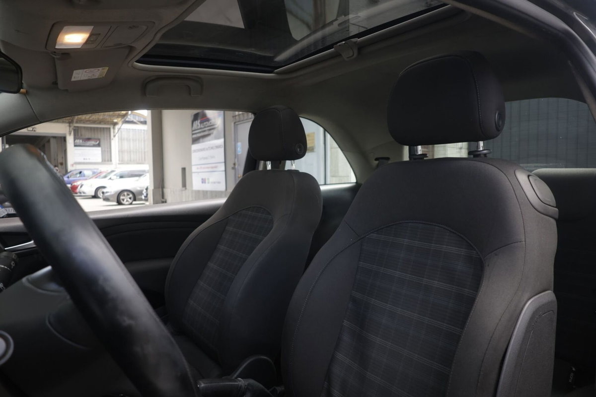 Opel Adam 1.2 70 CV Glam (16)