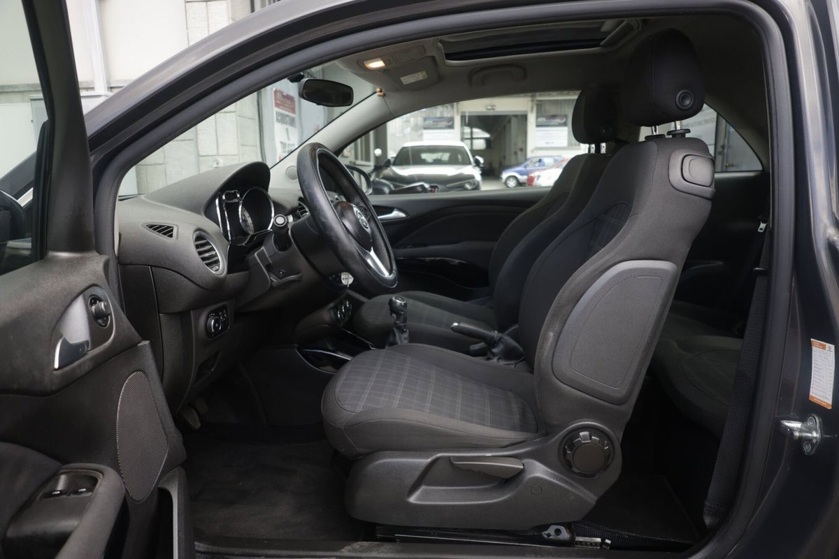 Opel Adam 1.2 70 CV Glam (17)