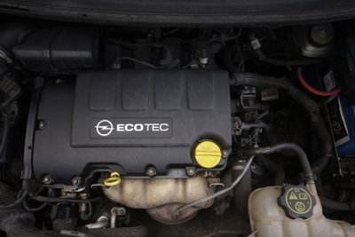 Opel Adam 1.2 70 CV Glam (18)