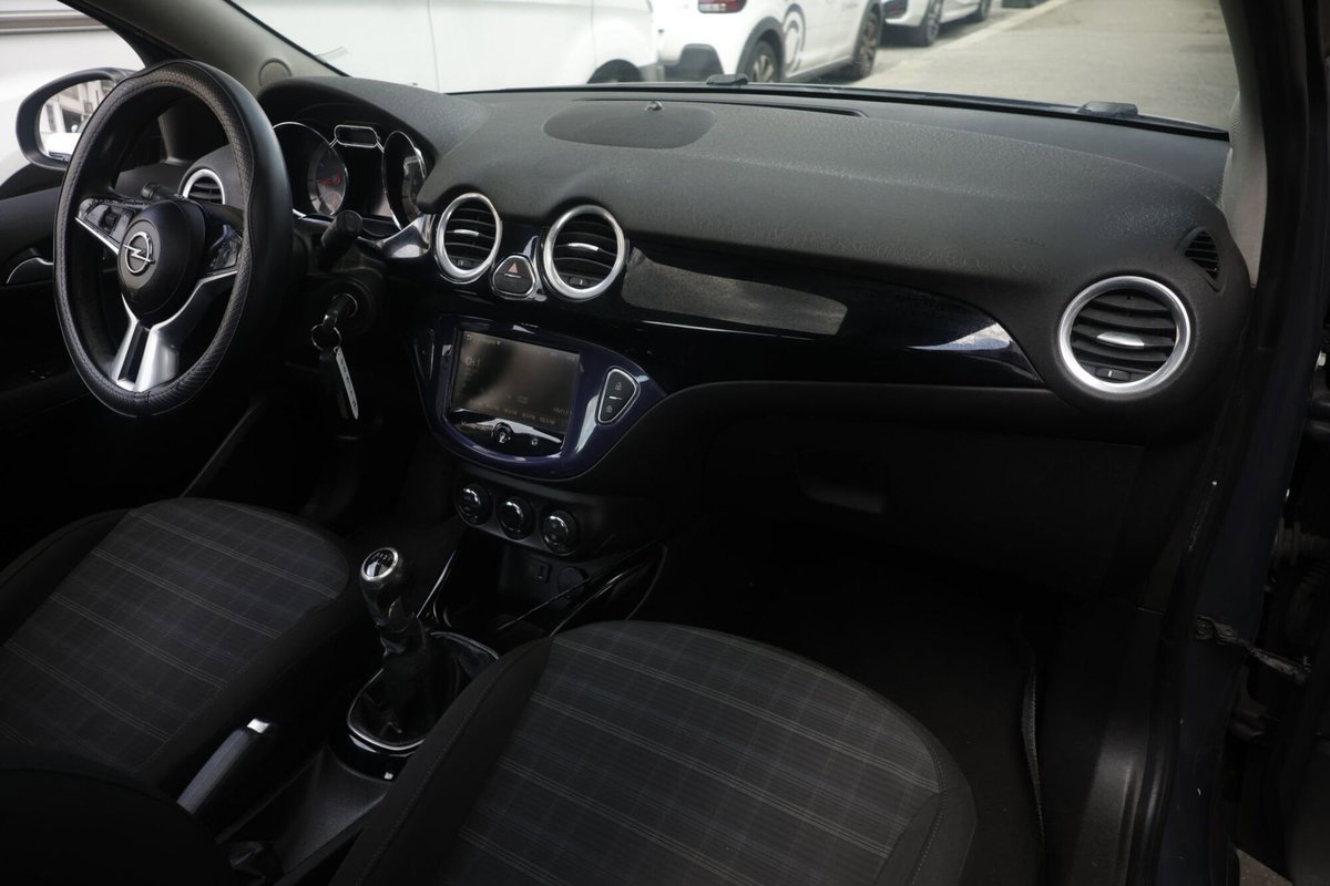 Opel Adam 1.2 70 CV Glam (8)