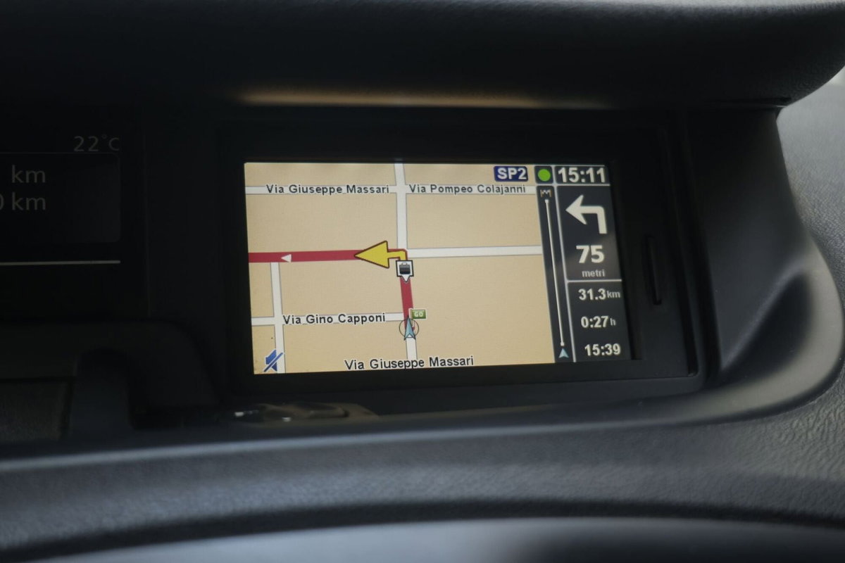 Renault Grand Scénic 1.5 dci energy Business 110cv (7)
