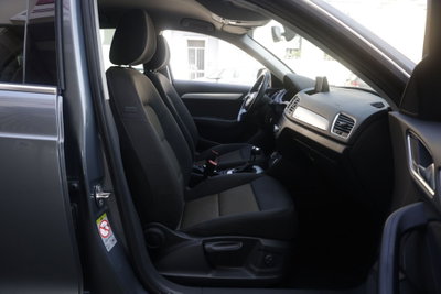 Audi Q3 2.0 TDI 177 CV quattro Business (10)