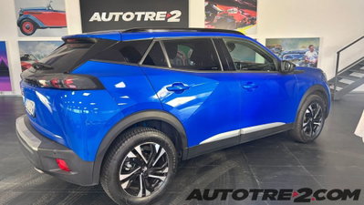 Peugeot 2008 BlueHDi 130 S&S EAT8 Allure Pack (11)
