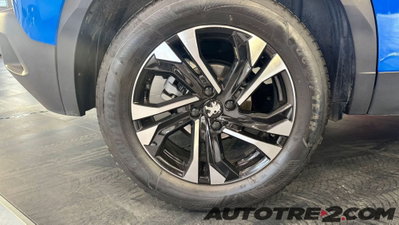 Peugeot 2008 BlueHDi 130 S&S EAT8 Allure Pack (14)