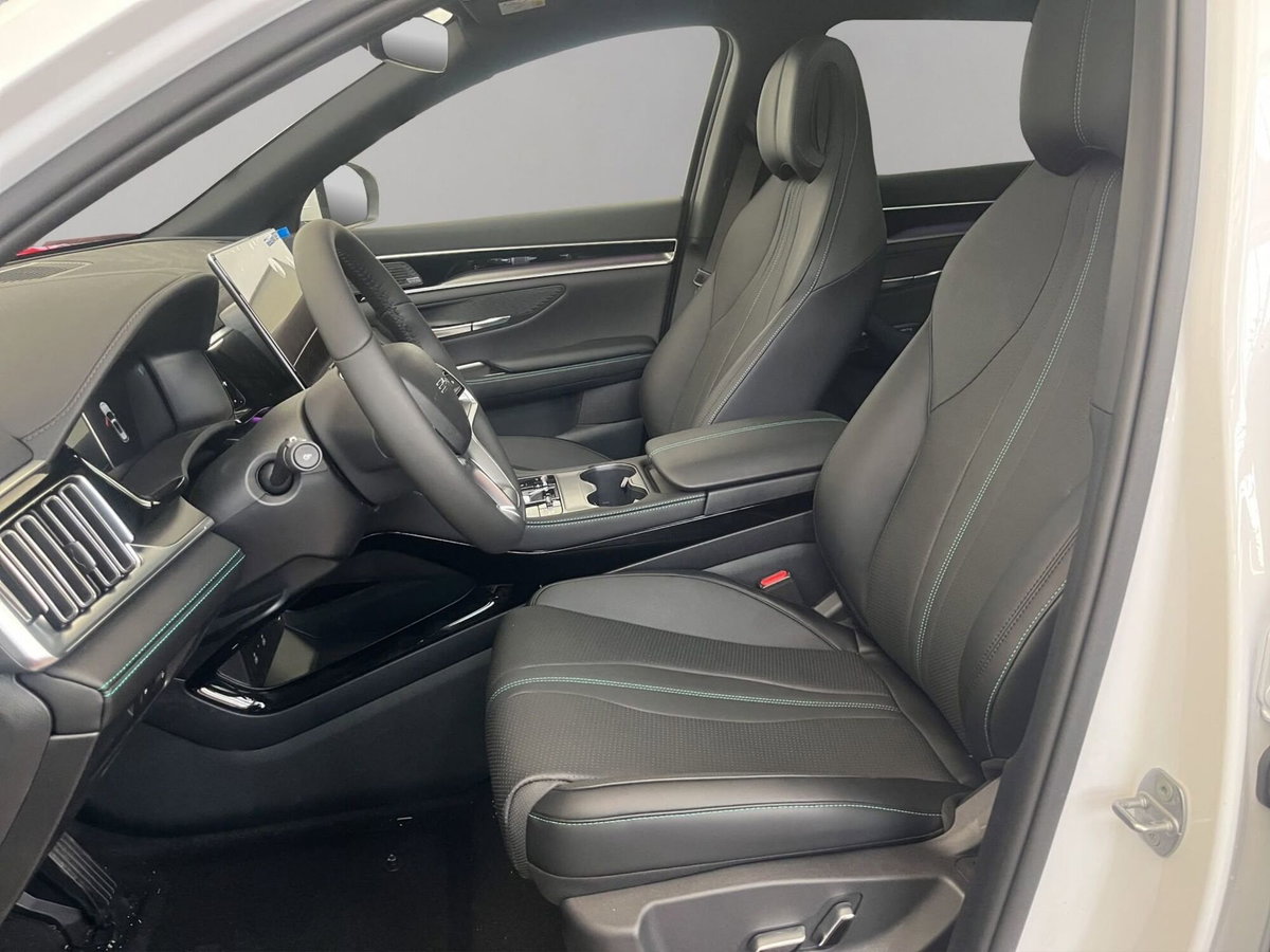 Byd Seal U DM-i 1.5 phev Comfort 2wd (11)
