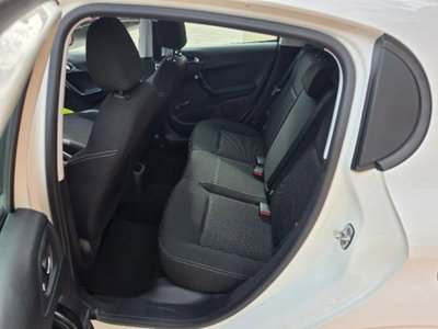 Peugeot 208 HDi 68 CV 5 porte Business (9)
