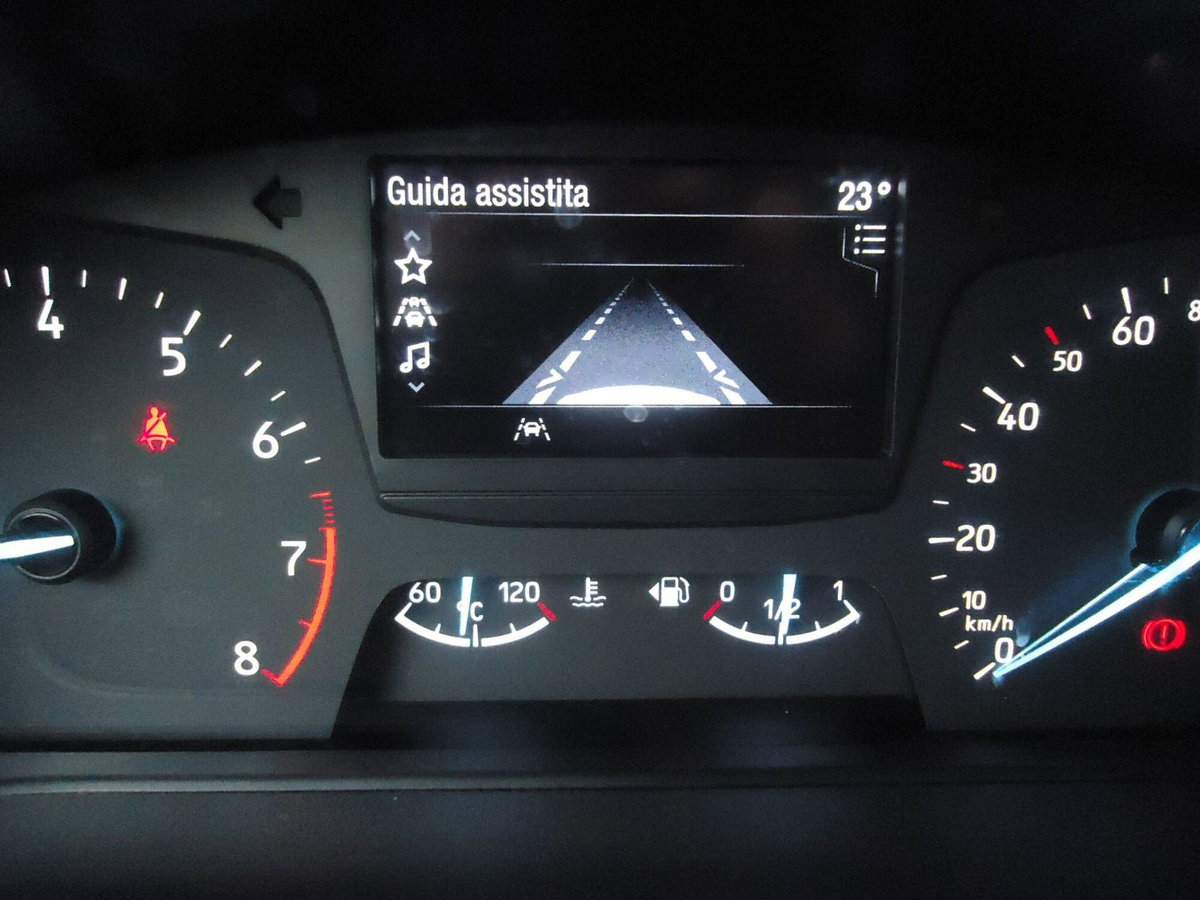 Ford Fiesta 1.1 85 CV 5 porte Titanium (17)