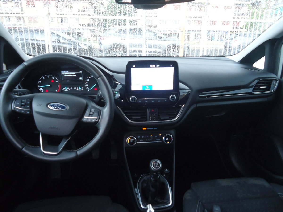 Ford Fiesta 1.1 85 CV 5 porte Titanium (8)