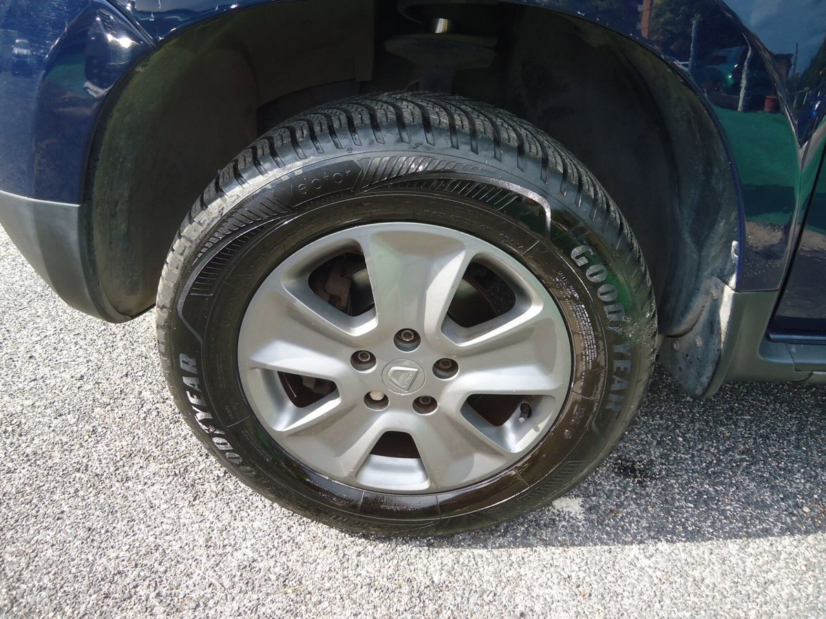 Dacia Duster 1.5 dCi 110CV 4x4 Ambiance (5)