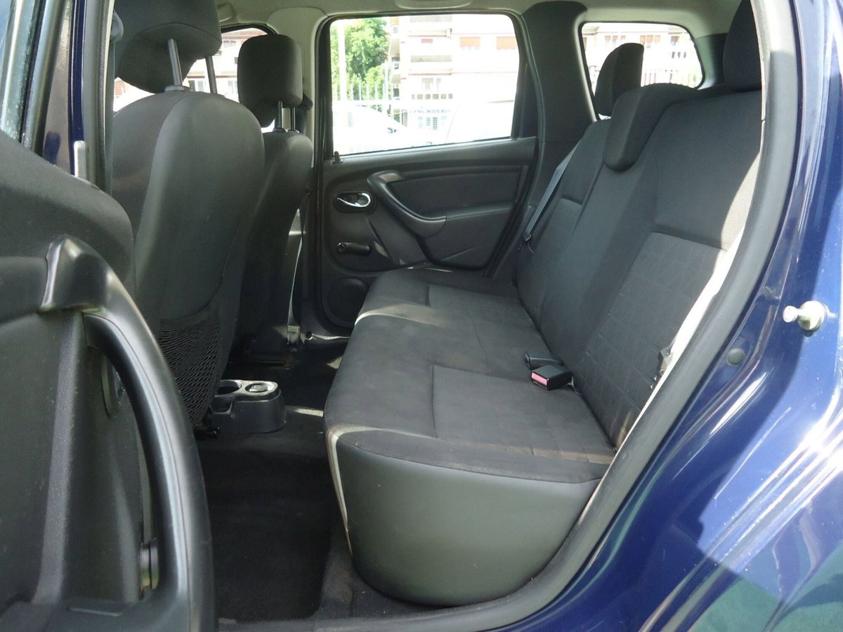 Dacia Duster 1.5 dCi 110CV 4x4 Ambiance (7)