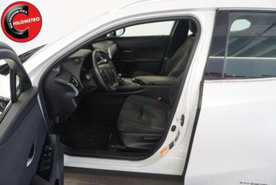 Lexus UX Hybrid Business (6)