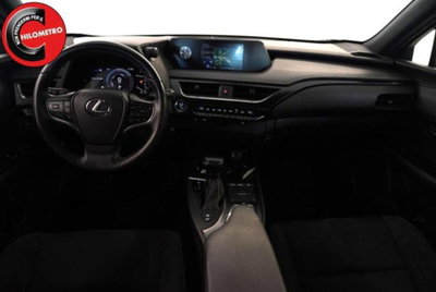 Lexus UX Hybrid Business (8)