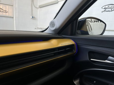 Jeep Avenger 1.2 turbo Summit fwd 100cv (13)