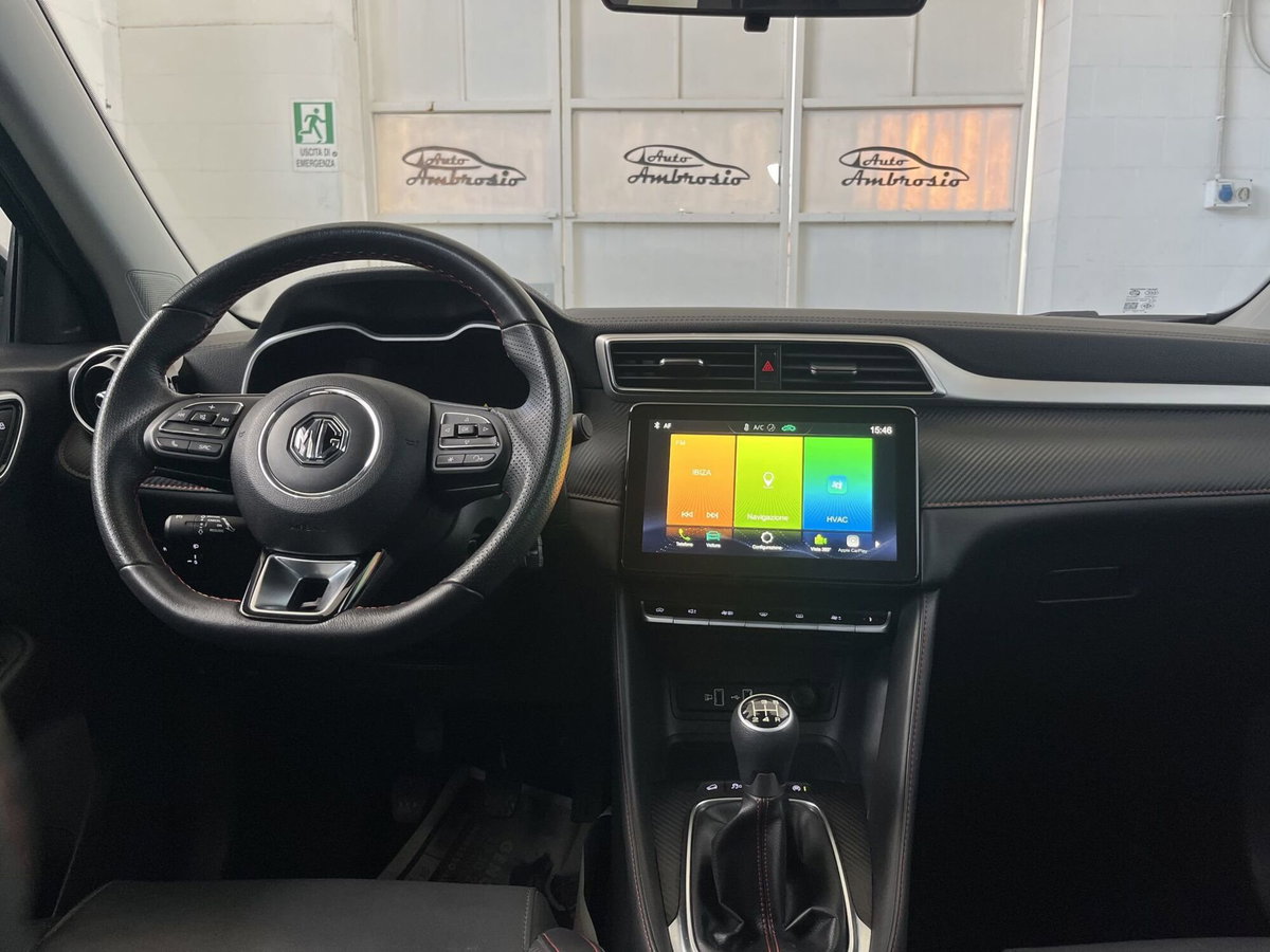 Mg ZS ZS 1.5 Luxury (10)