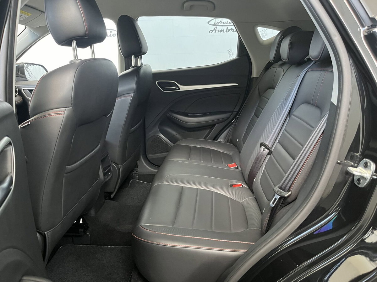 Mg ZS ZS 1.5 Luxury (8)