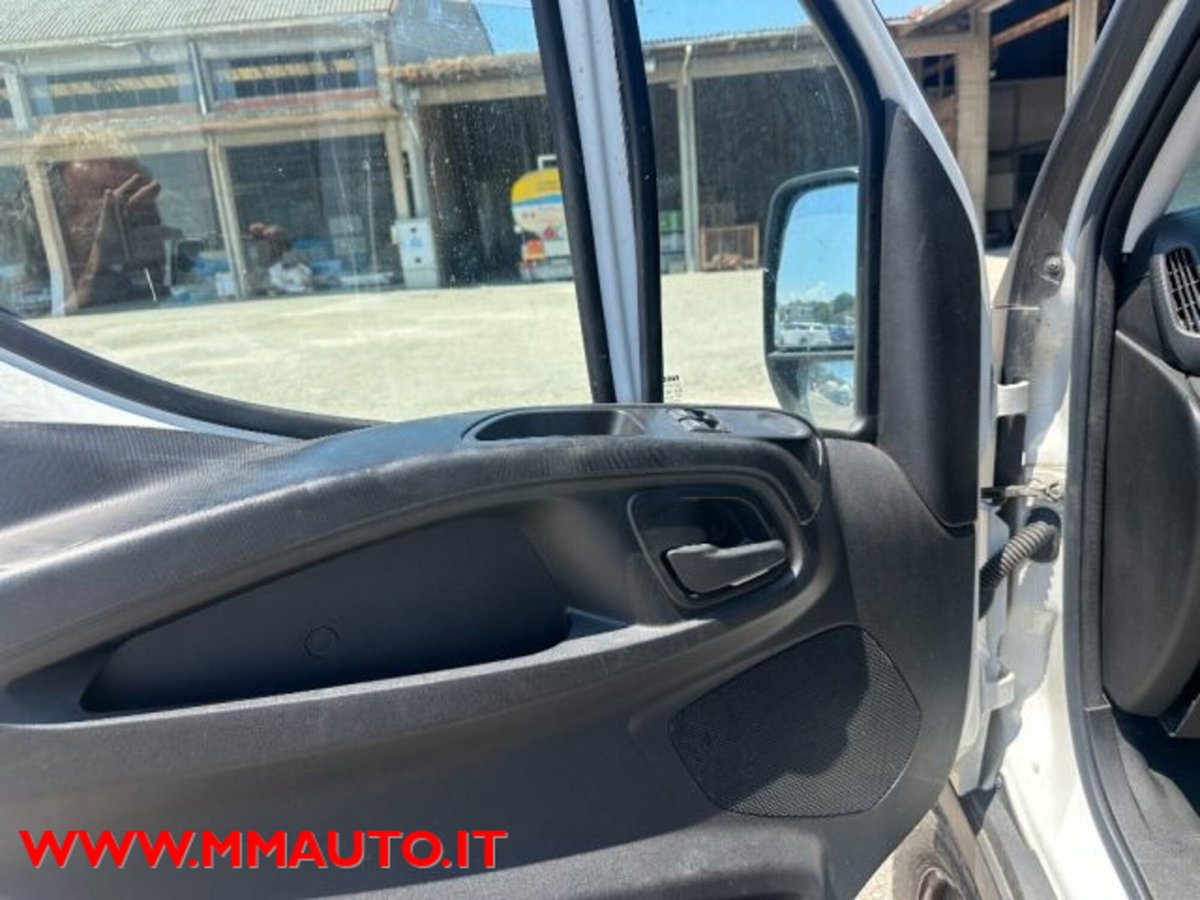 Iveco Daily Furgone 33S13V 2.3 HPT PM-TM Furgone (8)