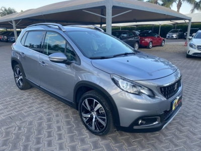 Peugeot 2008 BlueHDi 100 S&S Allure (2)