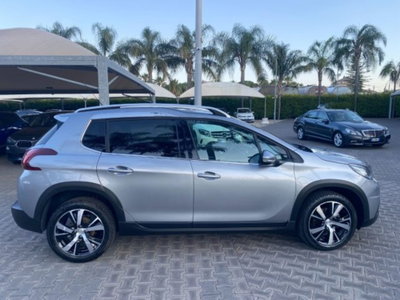 Peugeot 2008 BlueHDi 100 S&S Allure (20)