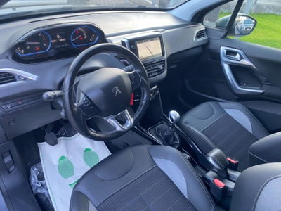Peugeot 2008 BlueHDi 100 S&S Allure (5)