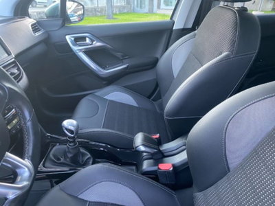 Peugeot 2008 BlueHDi 100 S&S Allure (7)