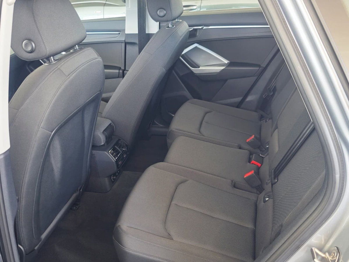 Audi Q3 35 TDI quattro S tronic Business Advanced (15)