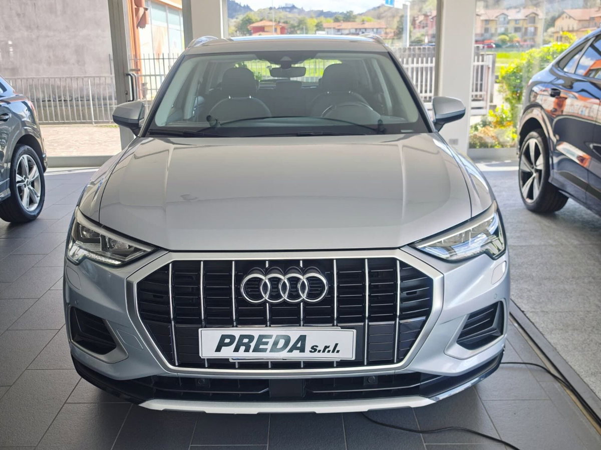 Audi Q3 35 TDI quattro S tronic Business Advanced (2)
