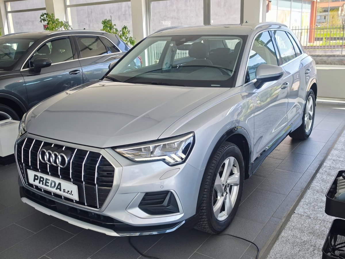 Audi Q3 35 TDI quattro S tronic Business Advanced (3)