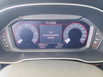 Audi Q3 35 TDI quattro S tronic Business Advanced (9)