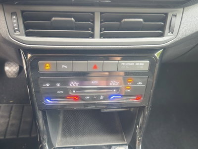 Volkswagen T-Cross 1.0 TSI 110 CV DSG Style (13)