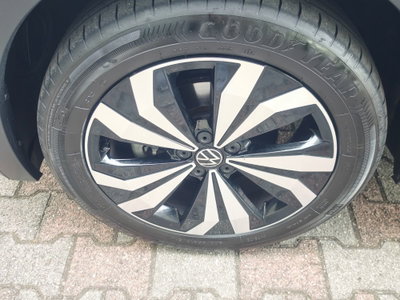Volkswagen T-Cross 1.0 TSI 110 CV DSG Style (7)