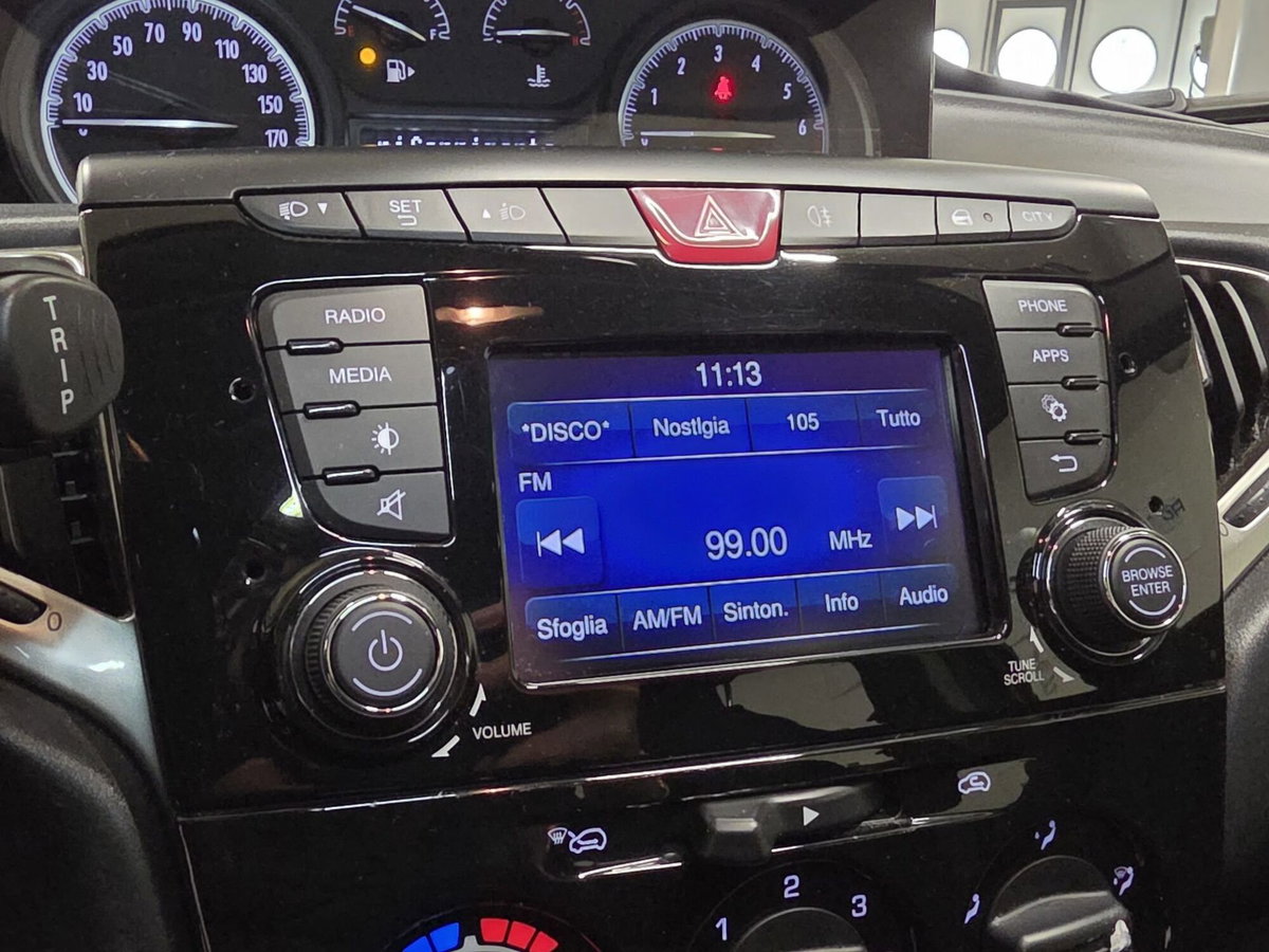 Lancia Ypsilon 1.2 69 CV 5 porte GPL Ecochic Gold (13)