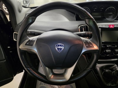Lancia Ypsilon 1.2 69 CV 5 porte GPL Ecochic Gold (15)