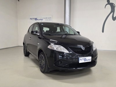 Lancia Ypsilon 1.2 69 CV 5 porte GPL Ecochic Gold (3)