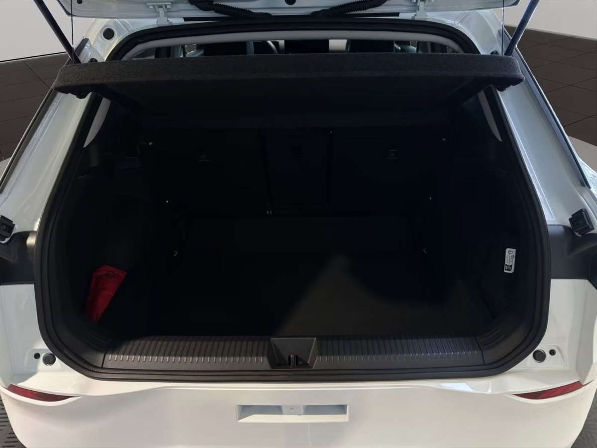 Volkswagen T-Roc 1.5 etsi Life 115cv dsg (17)