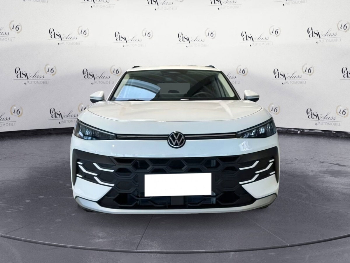 Volkswagen T-Roc 1.5 etsi Life 115cv dsg (2)