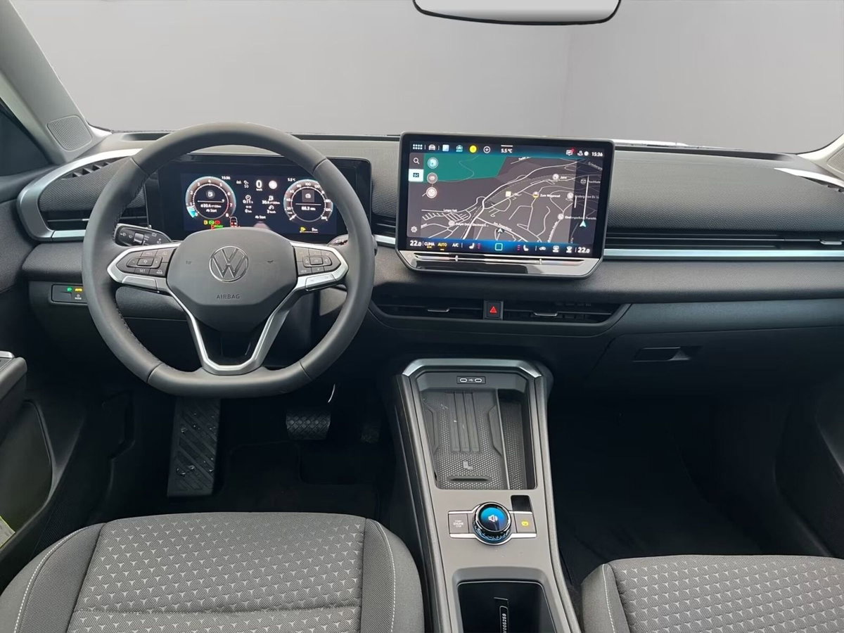 Volkswagen T-Roc 1.5 etsi Life 115cv dsg (4)