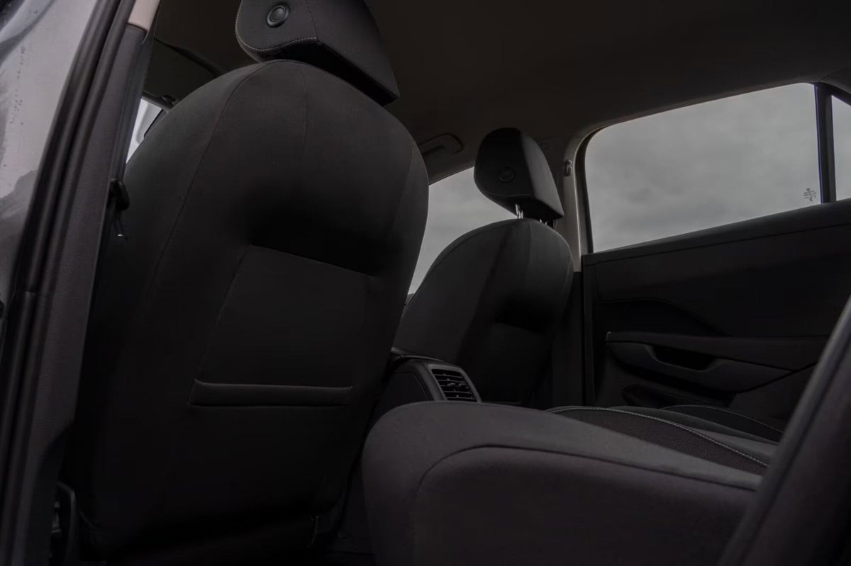 Volkswagen T-Roc 1.5 etsi Life 115cv dsg (16)