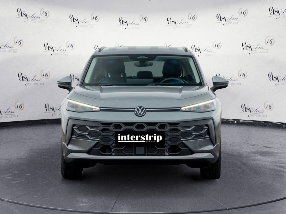Volkswagen T-Roc 1.5 etsi Life 115cv dsg (2)