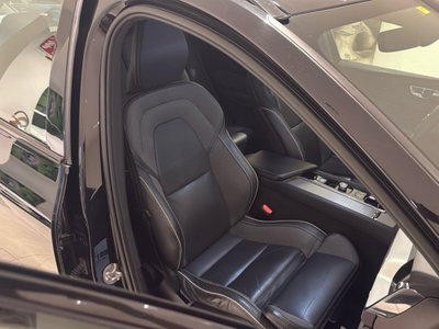 Volvo XC60 B4 Geartronic R-design (5)