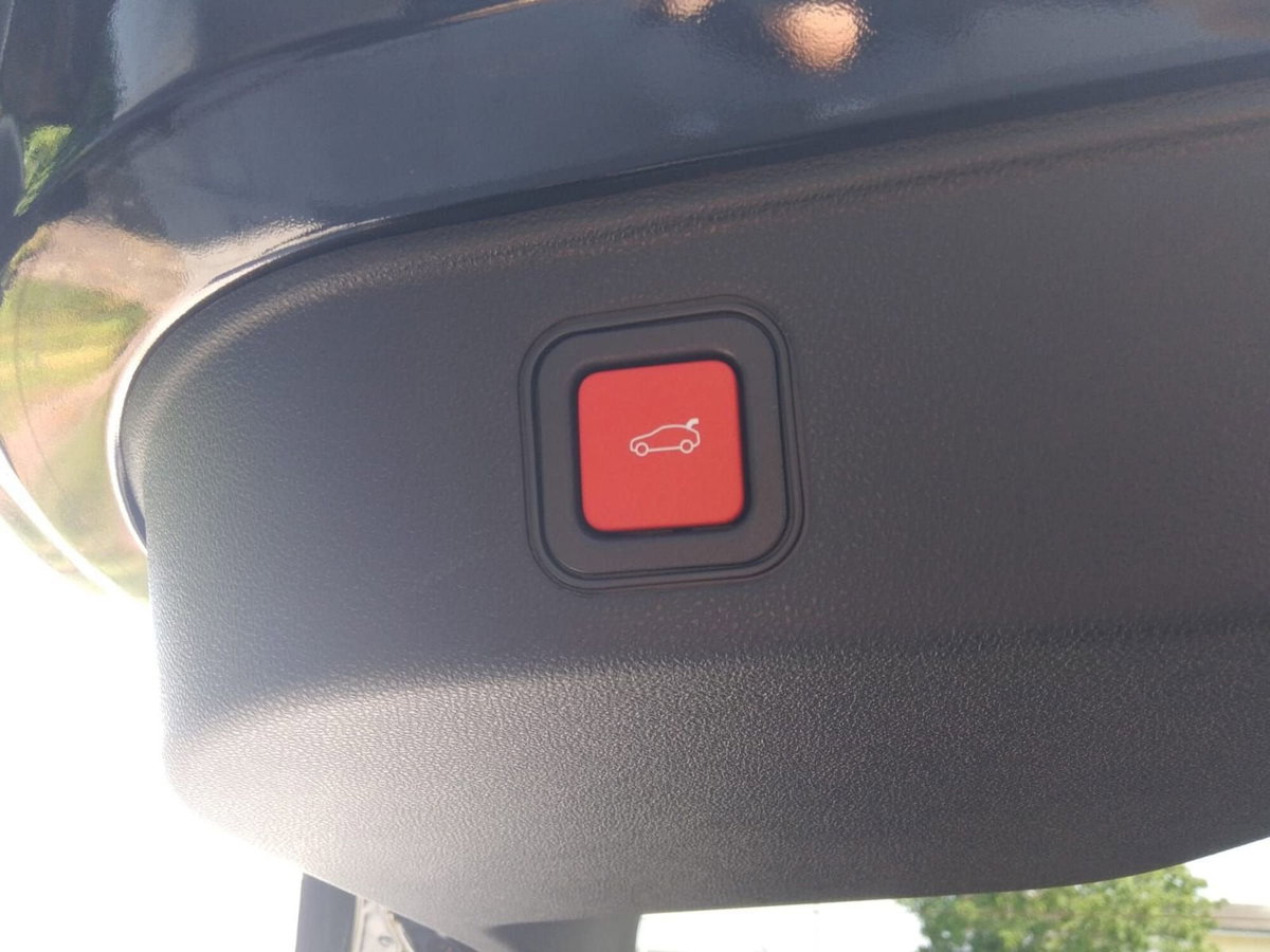 Alfa Romeo Junior 1.2 ibrida Sport Speciale 145cv edct6 (15)