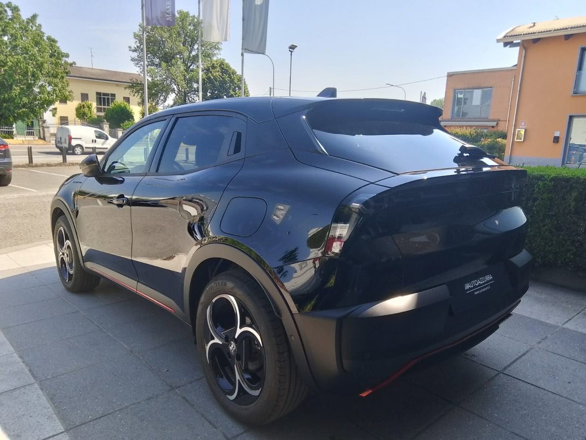 Alfa Romeo Junior 1.2 ibrida Sport Speciale 145cv edct6 (6)