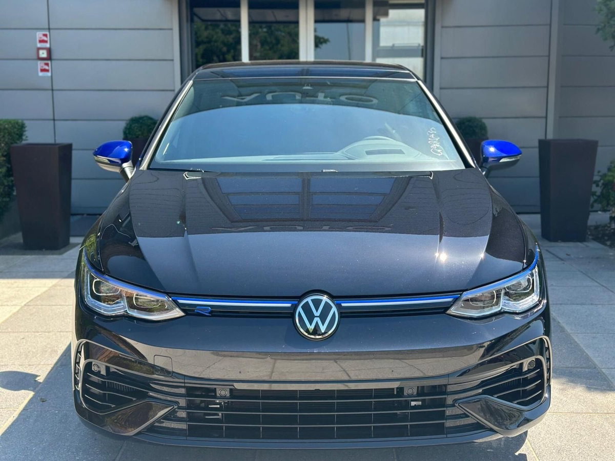 Volkswagen Golf 2.0 TSI R DSG 4Motion 20 years (2)