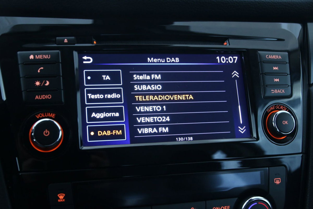 Nissan Qashqai 1.5 dCi 115 CV DCT N-Connecta (17)