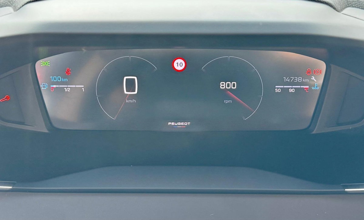 Peugeot 208 PureTech 100 Stop&Start 5 porte Allure (9)