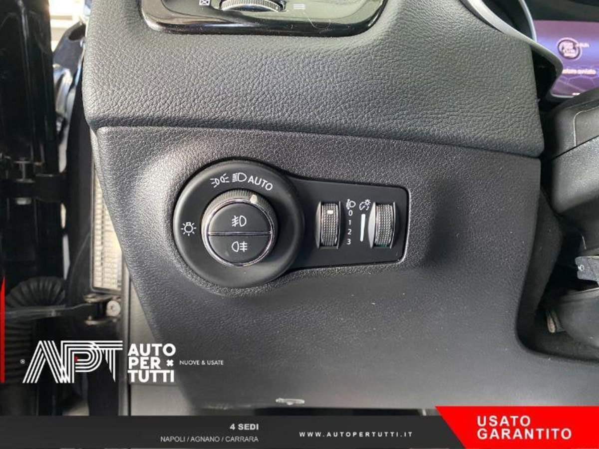 Jeep Compass 1.6 Multijet II 2WD Limited (11)