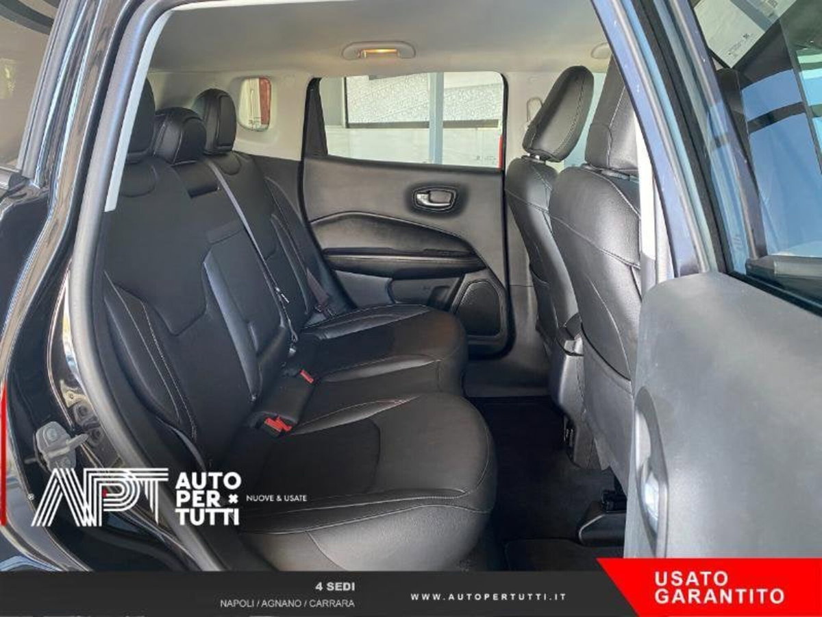 Jeep Compass 1.6 Multijet II 2WD Limited (16)