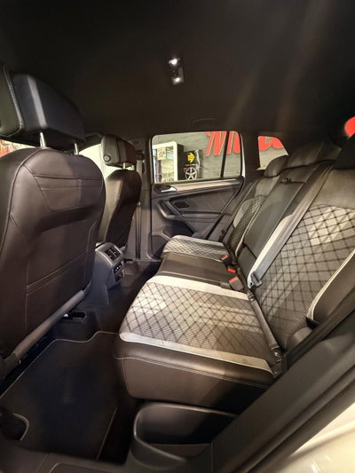 Volkswagen Tiguan Allspace 2.0 TDI SCR DSG 4MOTION R-Line (19)